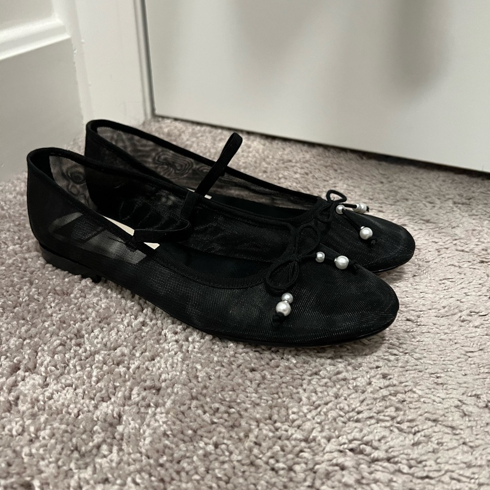 Dolce Vita Caden Mary Jane Flats with Pearl Accents SZ 7.5